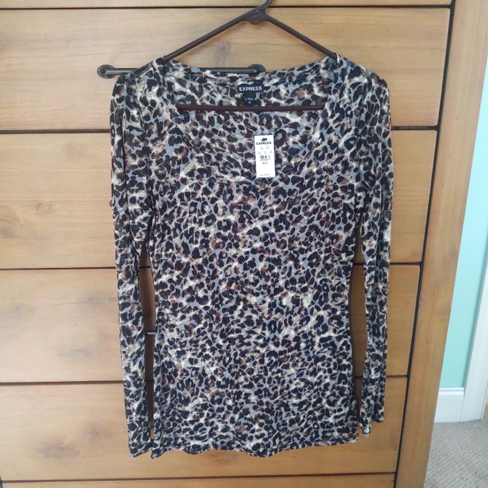 Express burnout tee